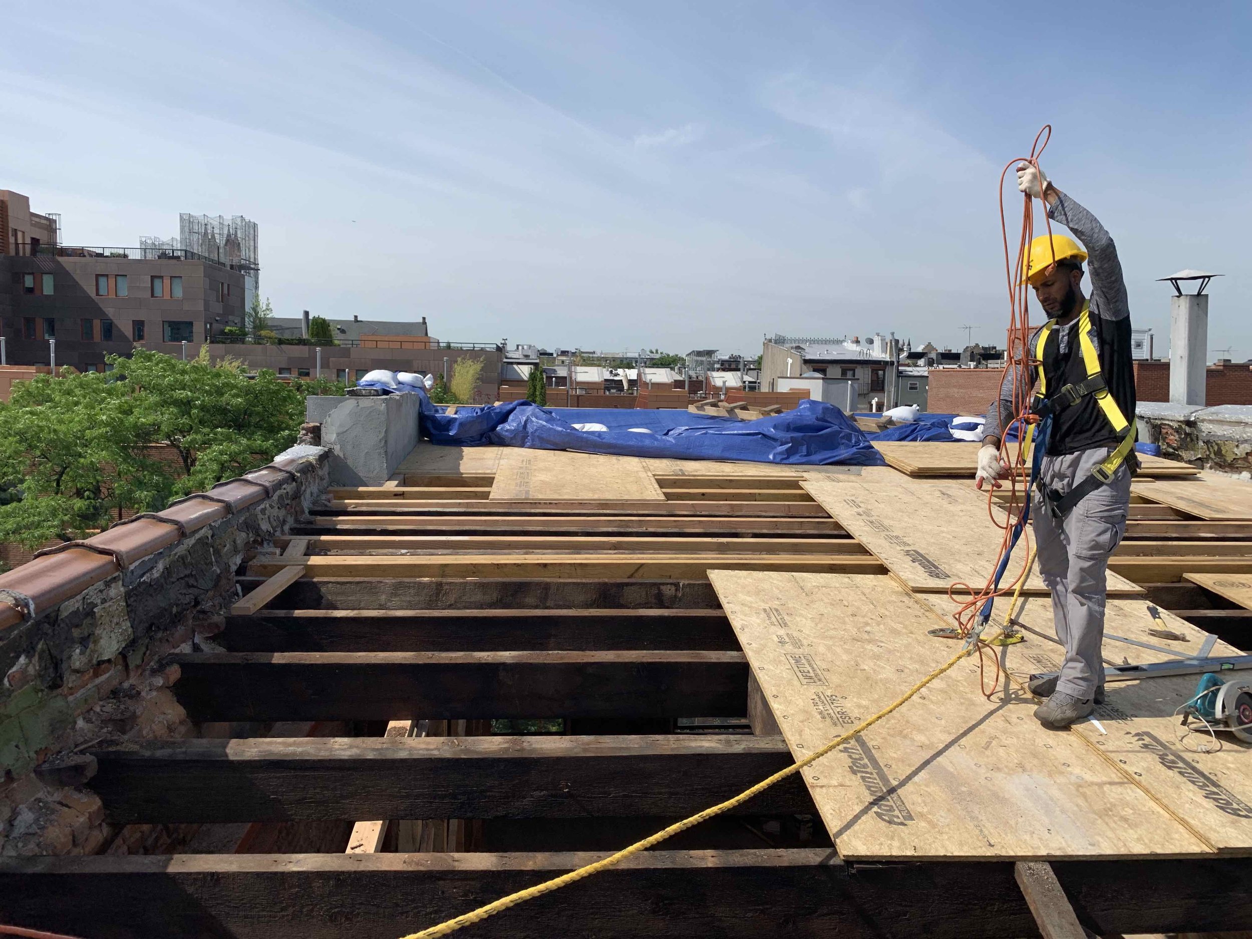 279 Sacket June19-07.jpeg