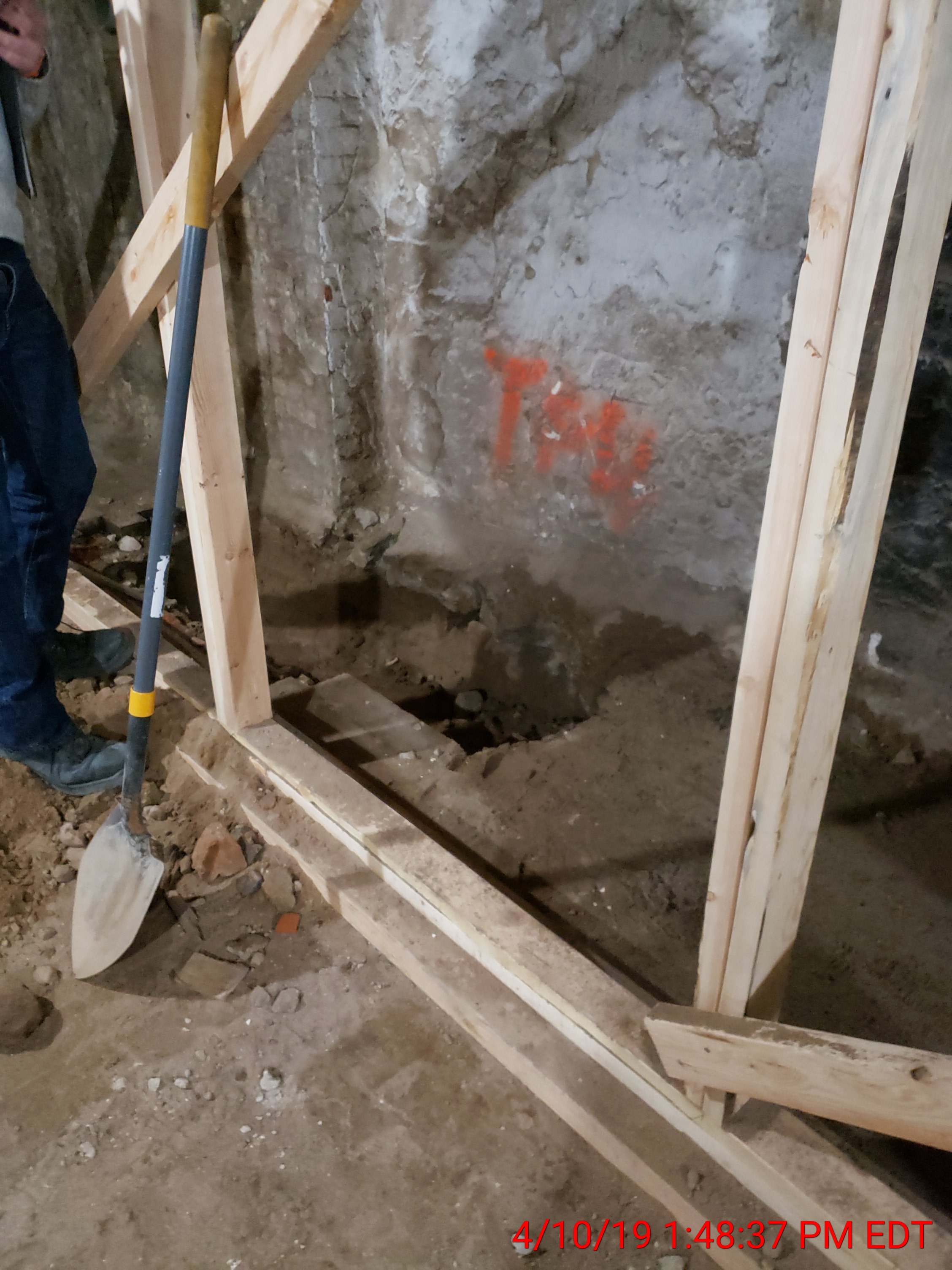 279 Sackett April 19-05.jpg